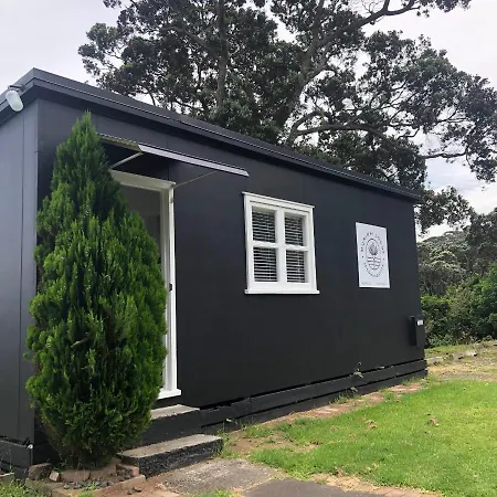Muriwai Lodge Exterior photo