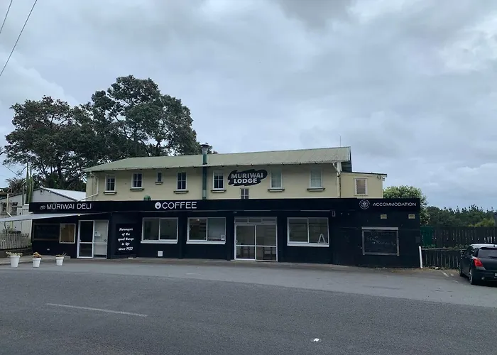 Muriwai Lodge