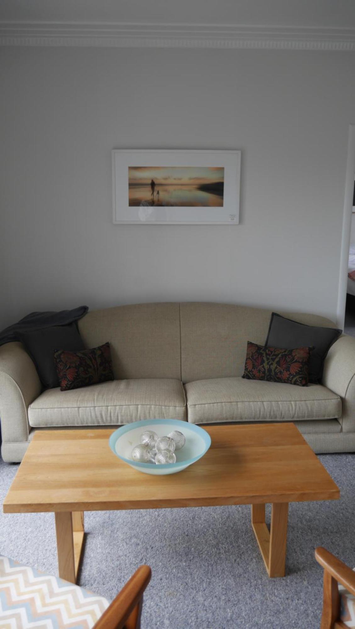 Muriwai Lodge *